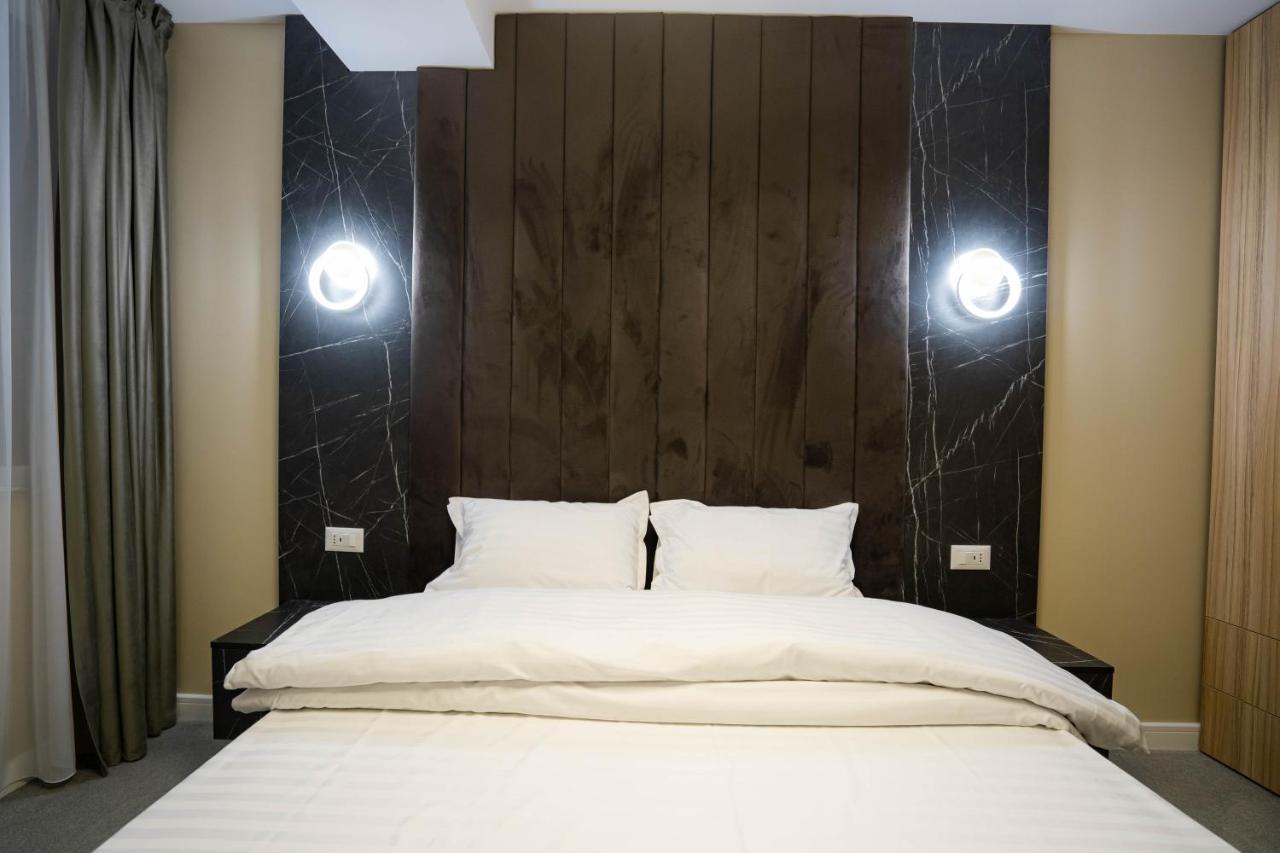 Deluxe Aparthotel Marwell Residence Сучеава Екстериор снимка