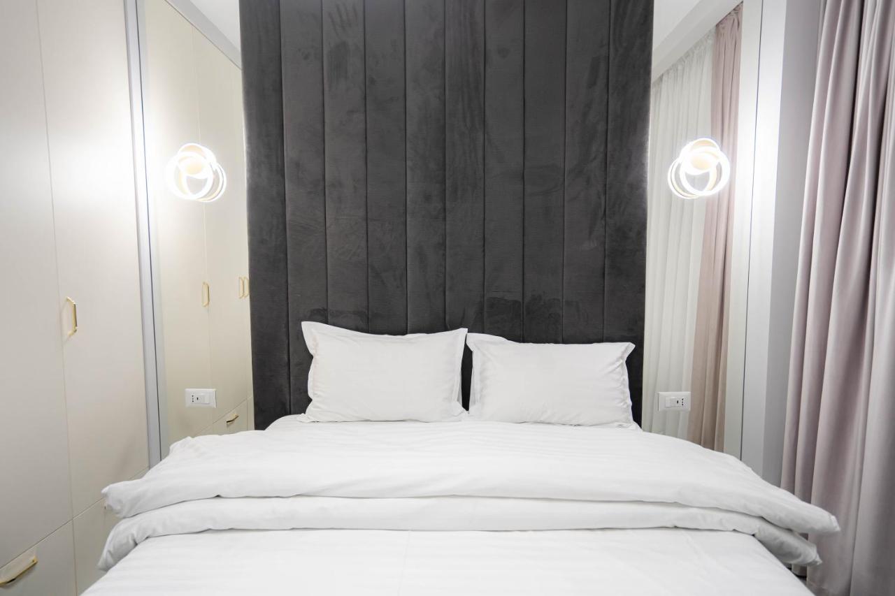 Deluxe Aparthotel Marwell Residence Сучеава Екстериор снимка