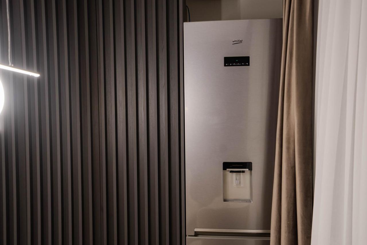 Deluxe Aparthotel Marwell Residence Сучеава Екстериор снимка