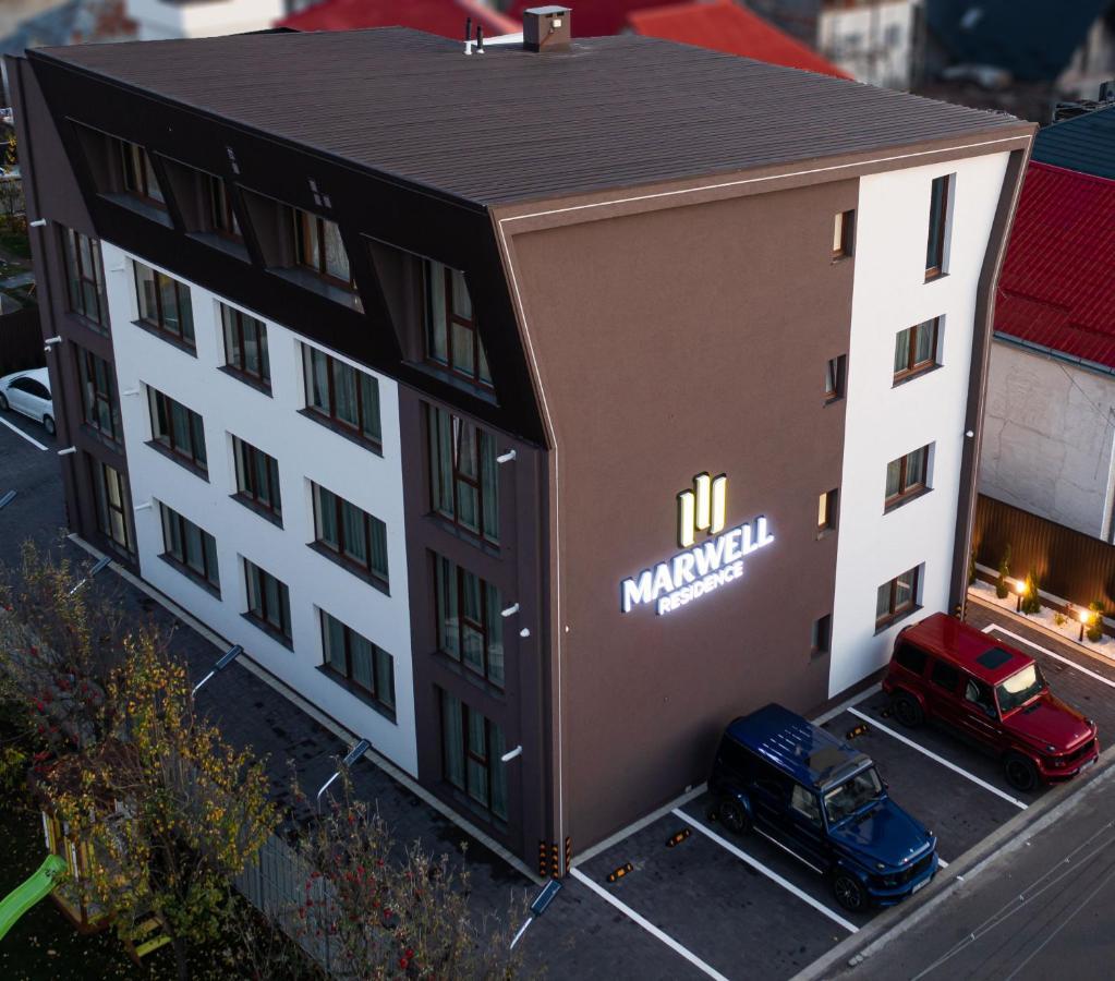 Deluxe Aparthotel Marwell Residence Сучеава Екстериор снимка