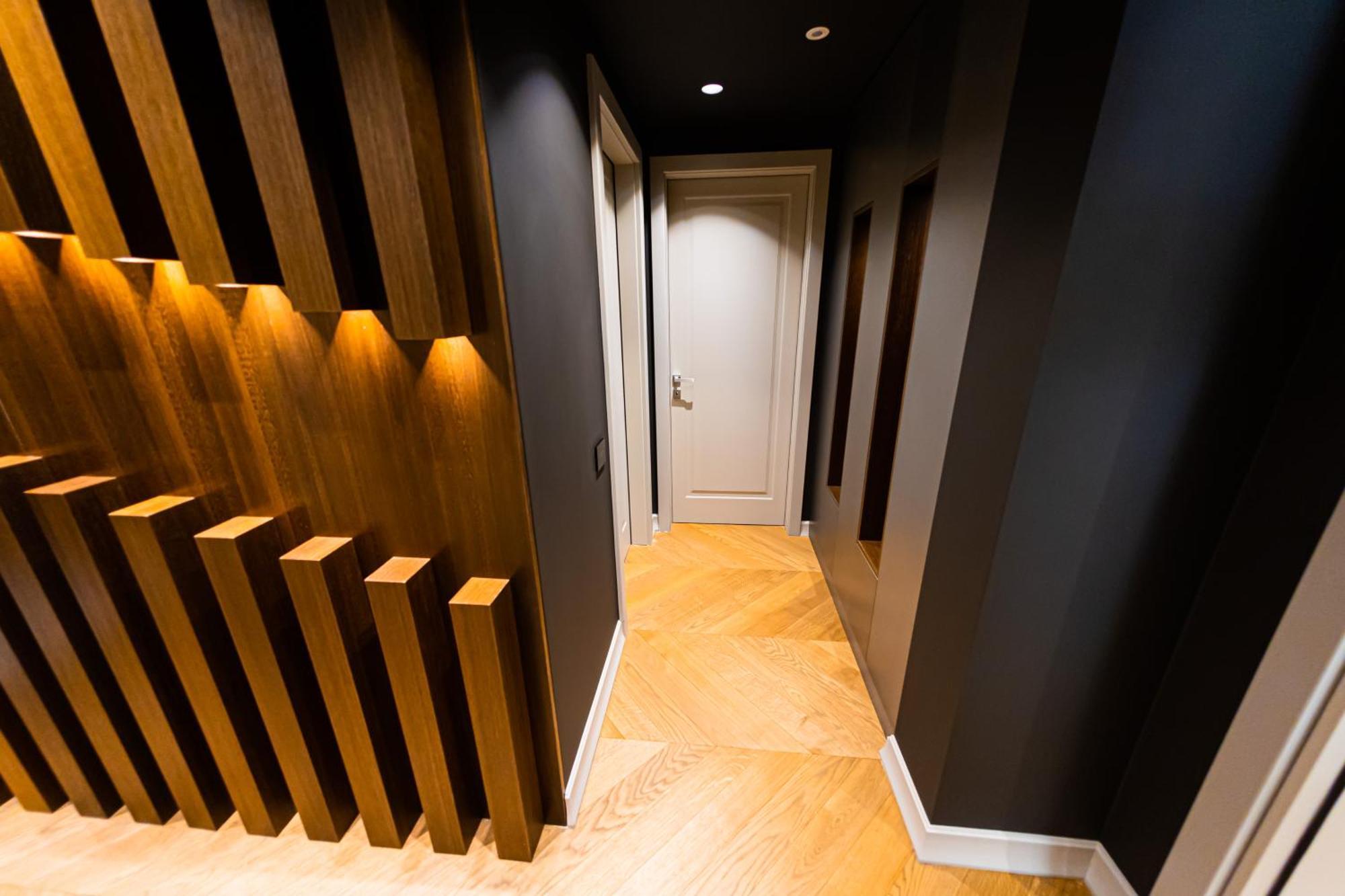 Deluxe Aparthotel Marwell Residence Сучеава Стая снимка