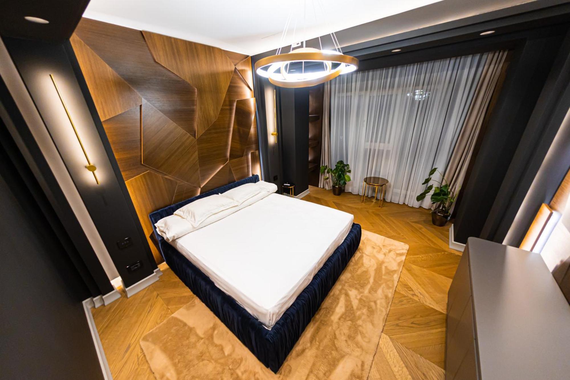 Deluxe Aparthotel Marwell Residence Сучеава Стая снимка